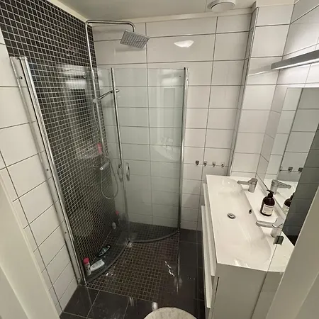 Stort Hus I Hébergement de vacances Tromsø